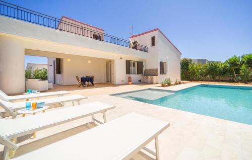 Beautiful Home In Altavilla Milicia