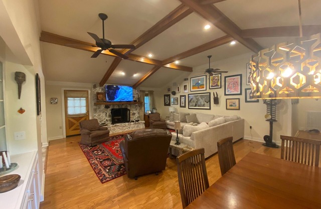Beautiful home located minutes from the Square, Ole Miss, & Mtrade Park.