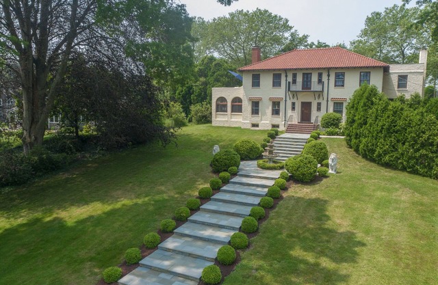 Beautiful home near Ocean Beach Park.
