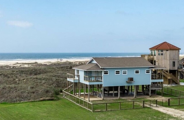 Beautiful home on Matagorda Beach with fenced in yard!