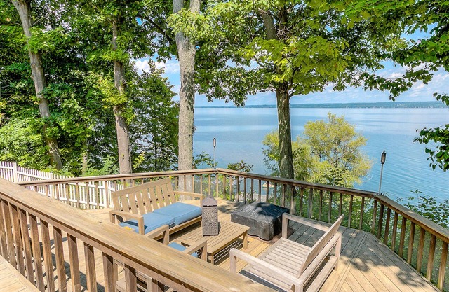 Schönes Haus am See ideal für Familien und zu Fuß zum Weingut