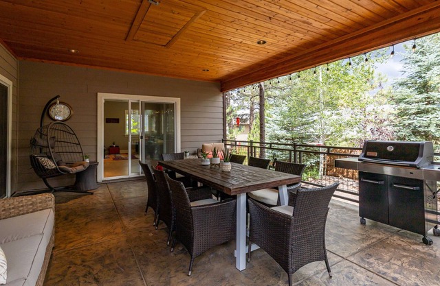 Beautiful Home With Huge Covered Patio