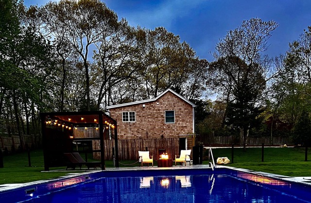 Beautiful Home with walking distance to the beach and new 46ft pool!