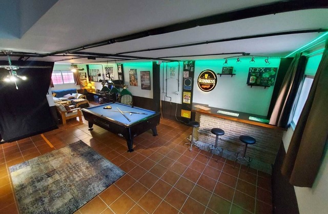 Schönes Haus in Granada nur 10 Minuten von der Innenstadt + (Parkplätzen im Zentrum) + WIFI