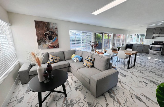 Beautiful house in mira mesa