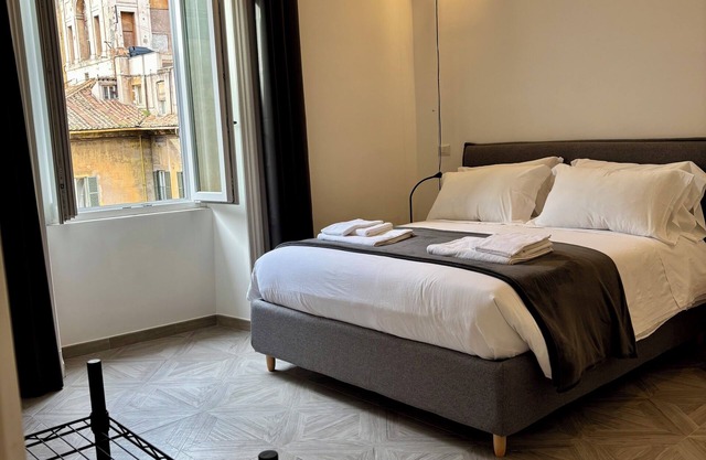 Beautiful house in the heart of Rome 20 meters from Piazza Venezia and Trevi Fountain