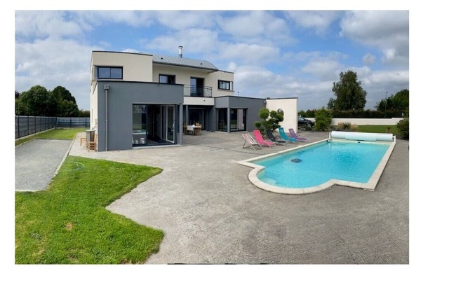 Beautiful house with swimming pool, ideal for relaxing or discovering Brittany