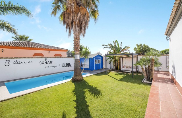 Wunderschönes Haus mit Pool, Terrasse, Garten, WLAN und Klimaanlage; Parkplätze vorhanden