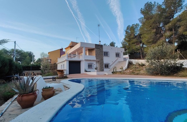 Beautiful house with pool in Náquera, Valencia