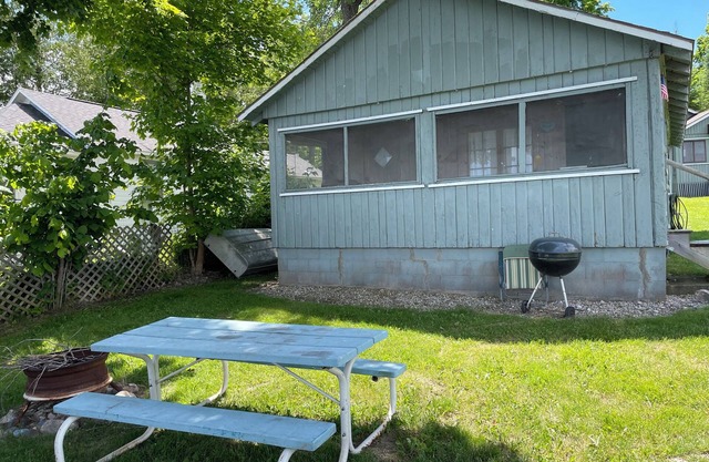 Schönes Hubbard Lake Cottage 1