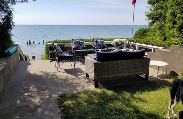 Beautiful Huron lakefront cottagenn
