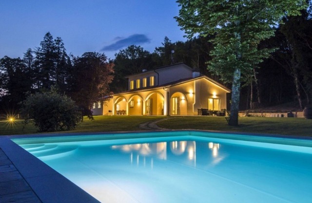 Beautiful independent villa with private swimming pool