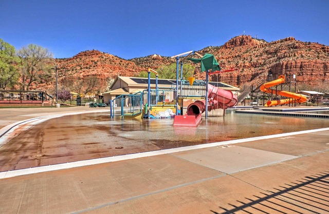 Beautiful Kanab Home w/ Yard - Walk to Restaurants
