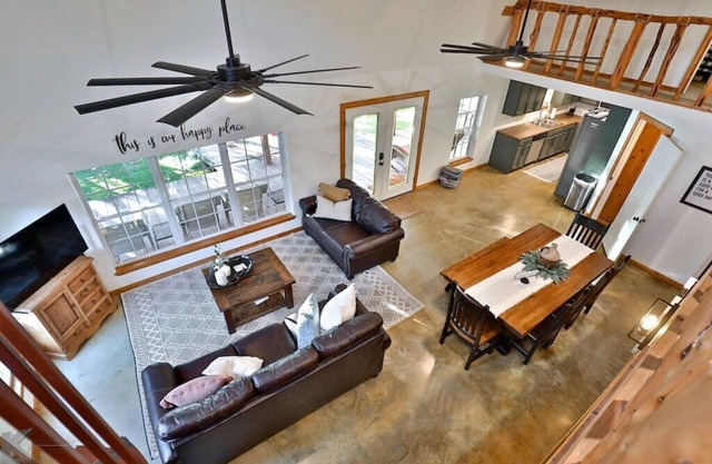 Wunderschönes Lake Brownwood Lakefront Home mit eigenem Dock / Bootsverleih verfügbar