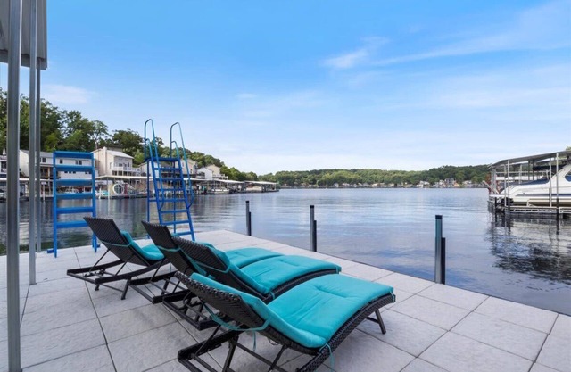 Beautiful Lake Front Home with Private Dock In Lick Branch Cove