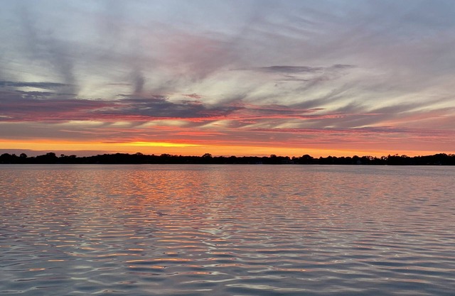 Beautiful Lake Front Home - 45 minutes from the Twin Cities