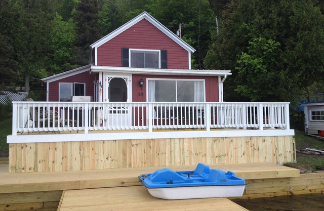 Schöne Lakefront Cottage