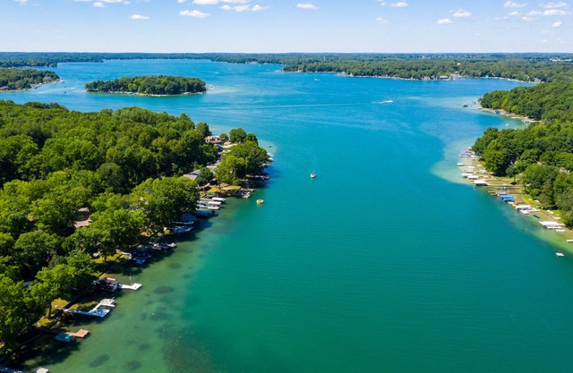 Beautiful Lakefront Gull Lake Home w/ Private Beach and Dock