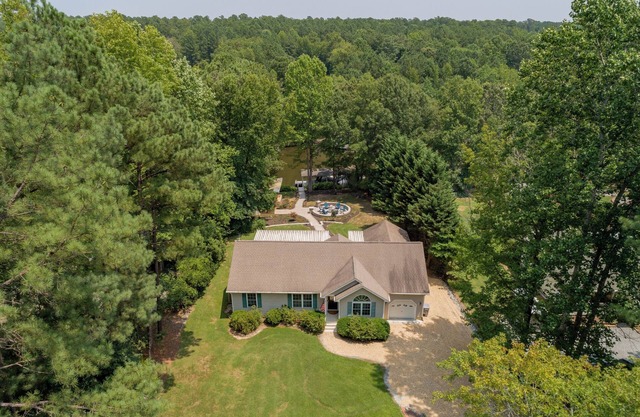 Beautiful Lakeside home ready to help you and your family make new Memories