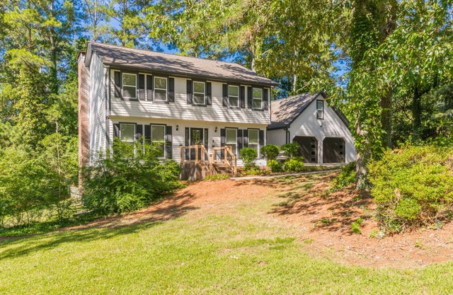 Beautiful & large Newly renovated 5 Bedroom house.