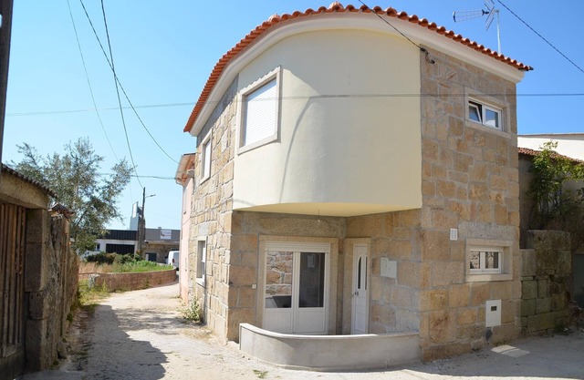 Schönes kleines Haus in einem ruhigen Dorf in der Nähe von VISEU in Portugal