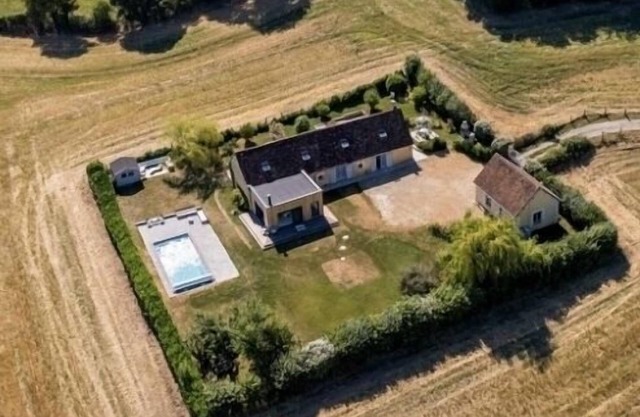 Schöne Longère du Perche für 9 Pers. Herrliche Landschaft, Pool und Aussicht!