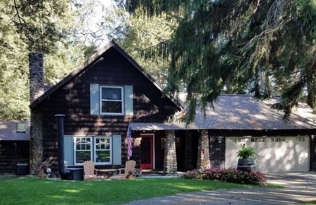 Beautiful lodge adjacent to Chautauqua Institution