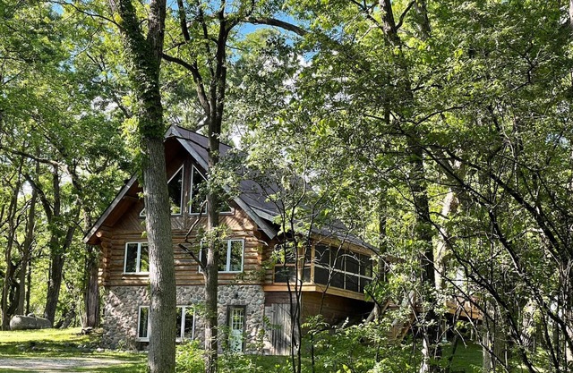 Beautiful Log Cabin Retreat on 6 Acres of Forest Only 10 Minutes to Lake Geneva.