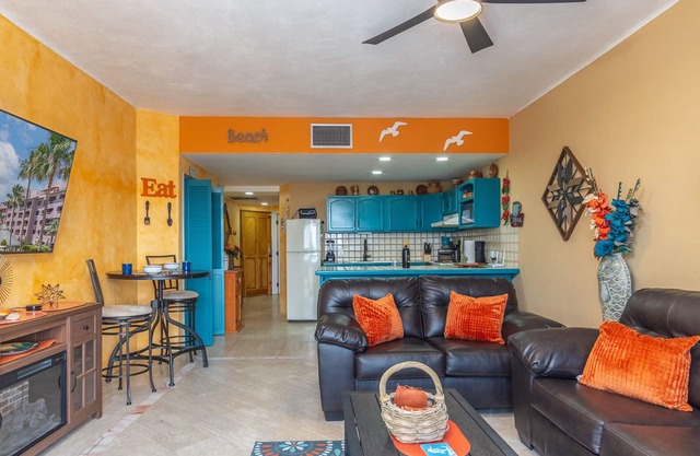 Beautiful Marina Pinacate 414 Pool and Ocean View