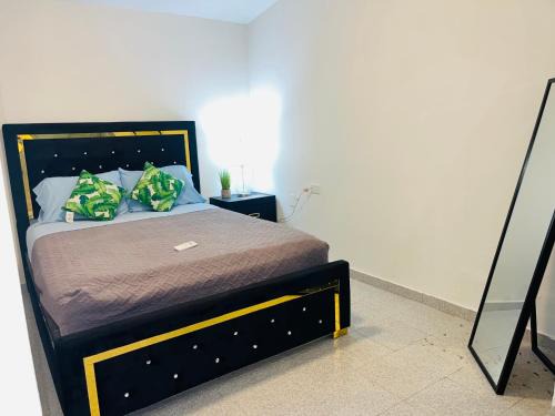 Beautiful Modern 1 bedroom Apartment mnts to beaches-WiFi AC