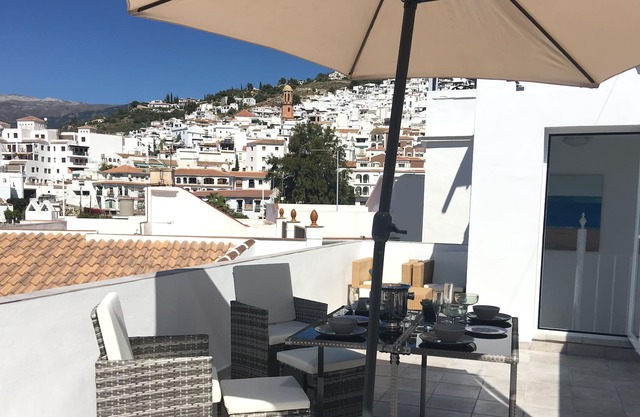 Schönes 1 Bett Bijou Stadthaus mit Dachterrasse