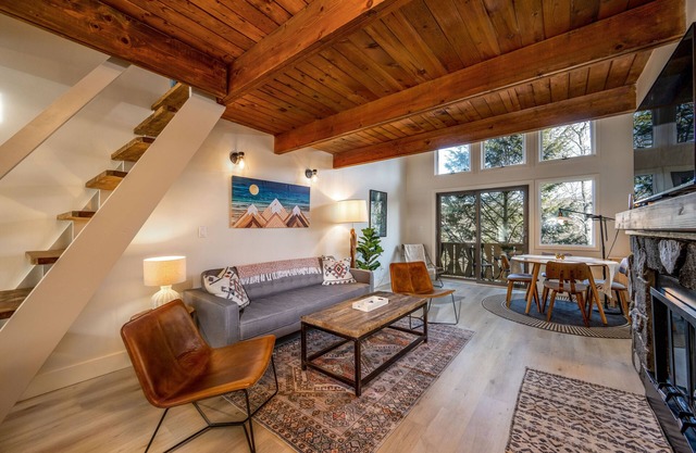Beautiful Modern Hunter Mountain Retreat - Great Hiking!