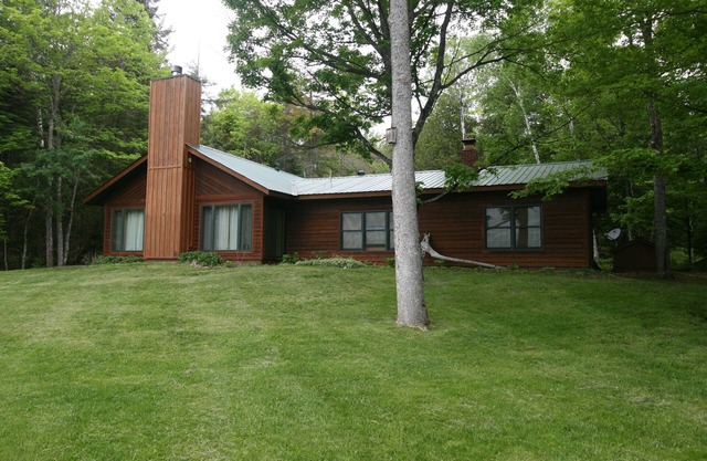 Schönes modernes Ferienseehaus auf Huron Bay des Oberen Sees
