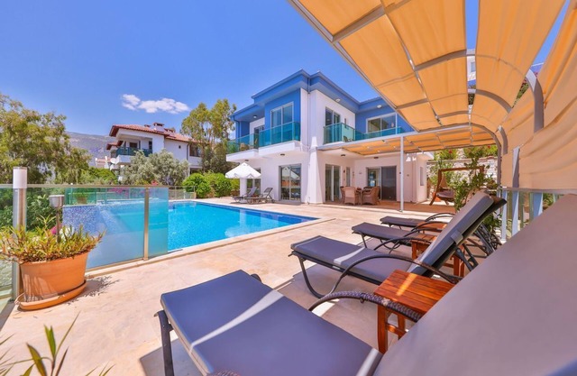Beautiful modern villa with breathtaking sea views.