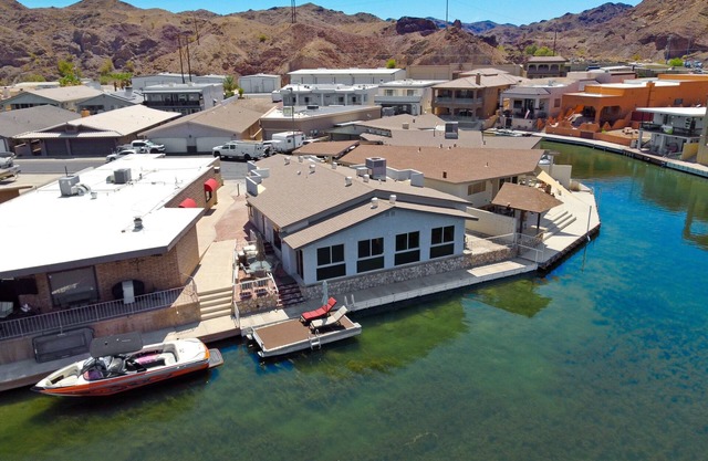 3 bed/3 bath, beautiful Moovalya Keys Waterfront