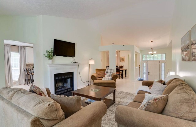 Beautiful Neighborhood 3BD home