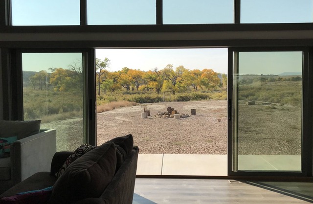 Beautiful new 3 Bed-2 Bath home on 40 acres. Walk to Park and Fishing