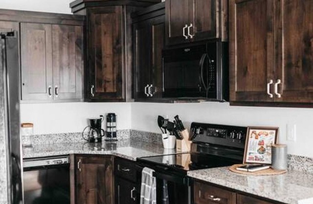 Beautiful New 3 BR 2BA Townhome No Stairs