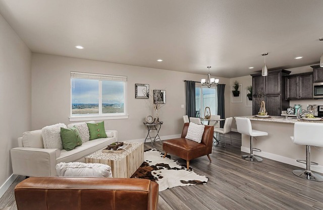Beautiful new construction 3-bedroom duplex townhome-