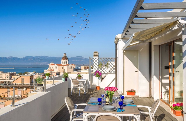 Neues Penthouse mit herrlichem Blick auf Cagliari