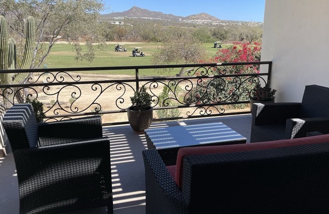 Beautiful new villa on amazing golf course in Cabo