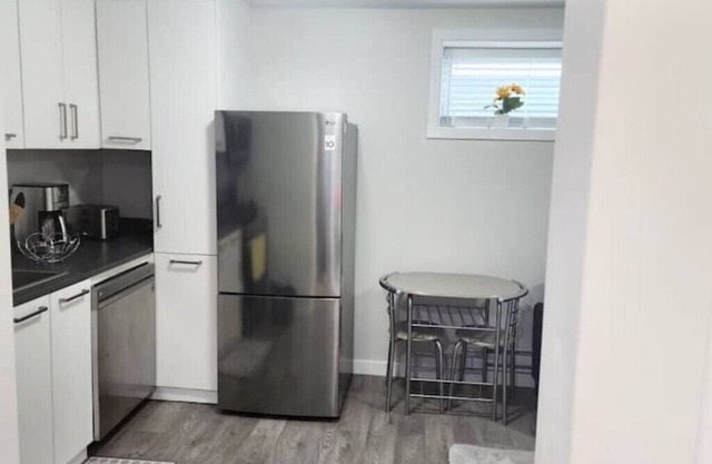 Beautiful newly built one bedroom suite. This is a home away from home.