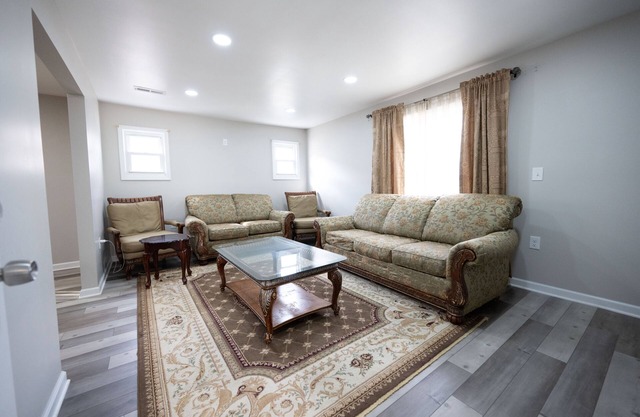 Beautiful Newly Renovated Home in Dearborn