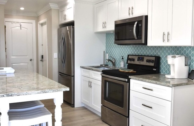 Beautiful Ocean Access Islamorada Condo. MM 76.5 Bring your Boat