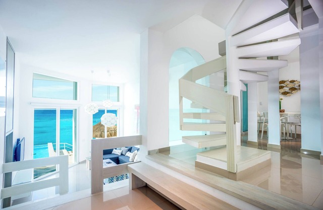 SCHÖNES OCEANFRONT-HAUS IN DER COZUMEL-INSEL