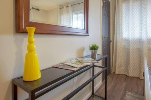 Beautiful One Bedroom City Oasis