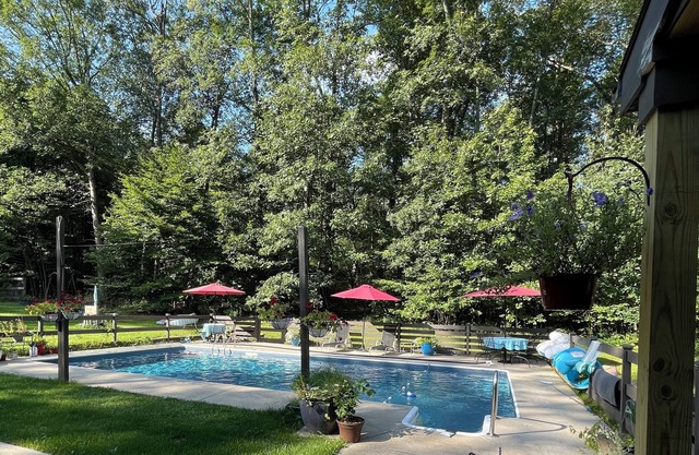 Beautiful private farmhouse. Close to Minnewaska and Shawangunk Grasslands.