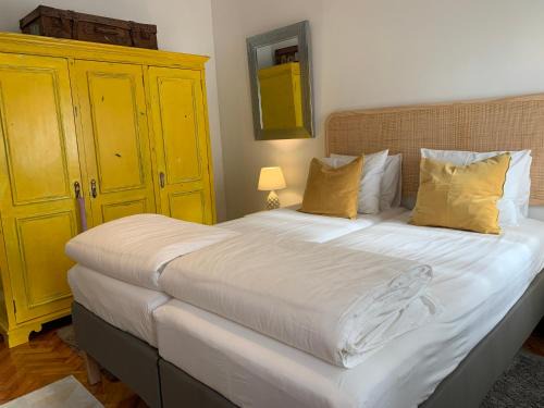 Beautiful Private Room next to Lisbon - NEW