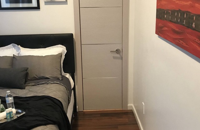 Schönes Privatzimmer in Hicksville in der Nähe von LIRR