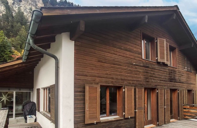 Wunderbares alleinstehendes Ferienhaus mit W-LAN, TV, Haustiere erlaubt und Parkplatz